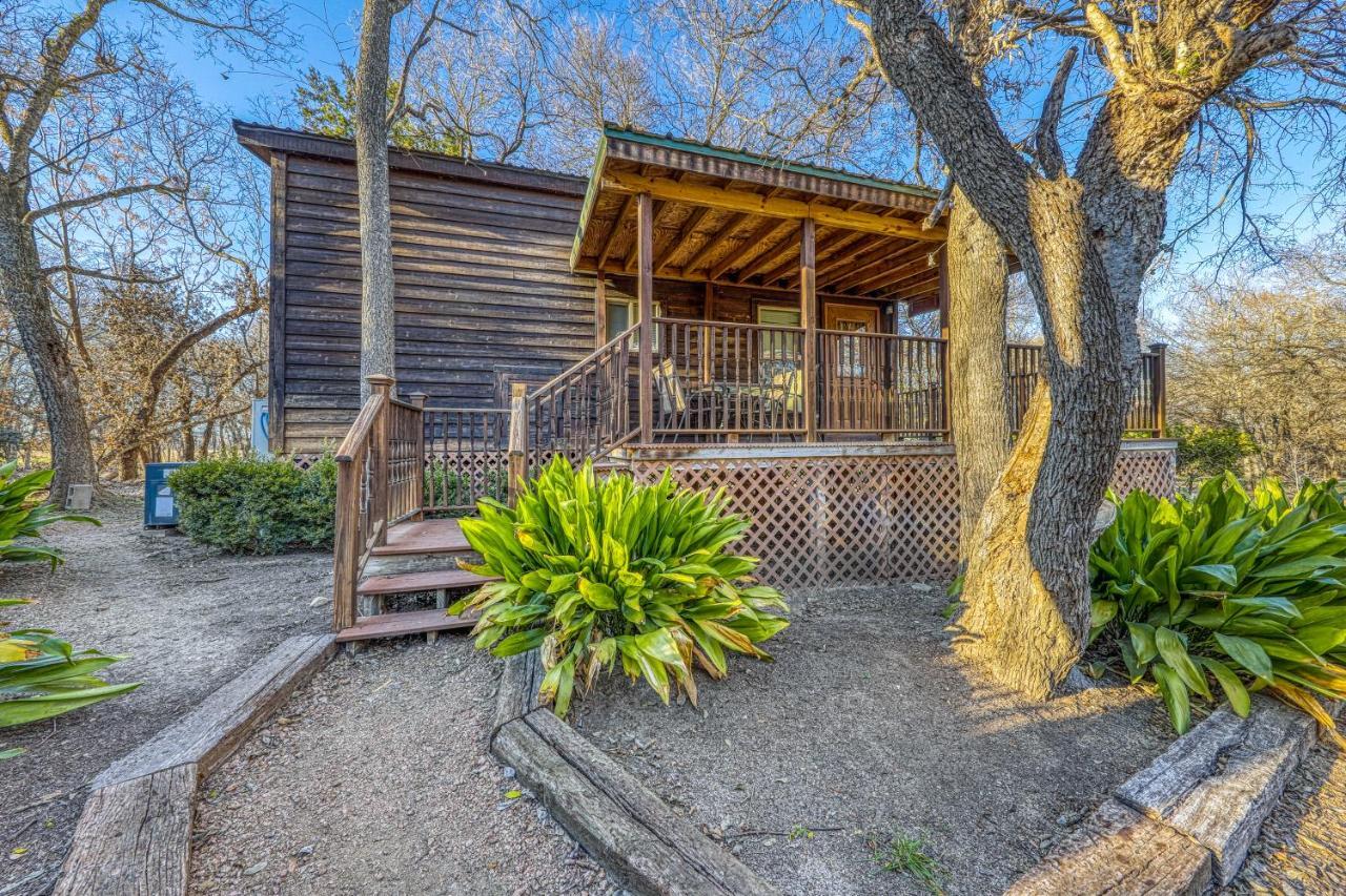 The Pecan @ Mendelbaum Winery Guest Cabins Villa Fredericksburg Bagian luar foto