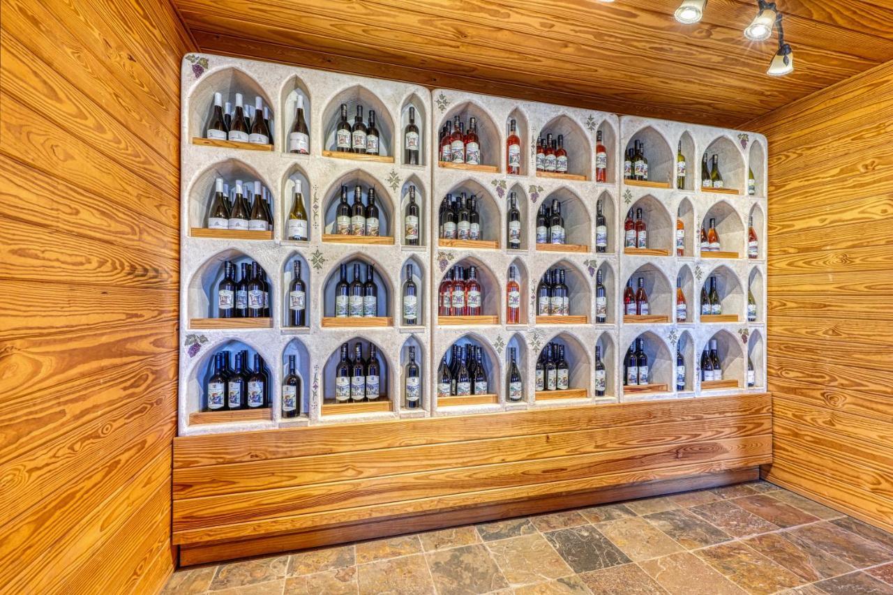 The Pecan @ Mendelbaum Winery Guest Cabins Villa Fredericksburg Bagian luar foto